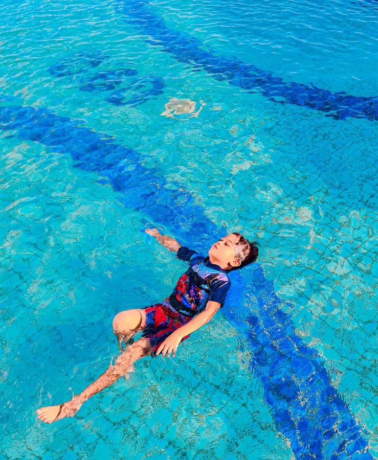 Novotel Balikpapan Екстериор снимка