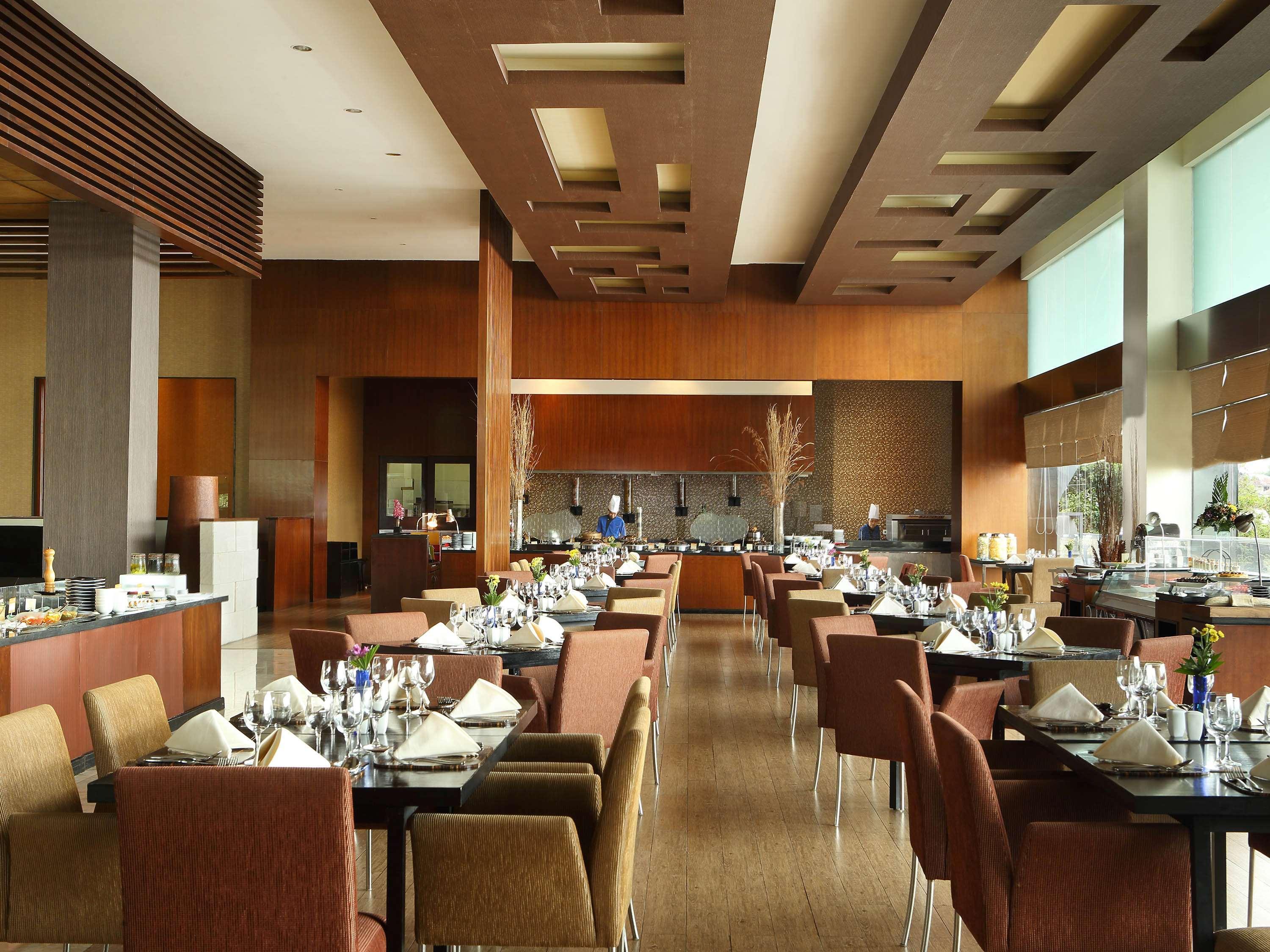 Novotel Balikpapan Екстериор снимка