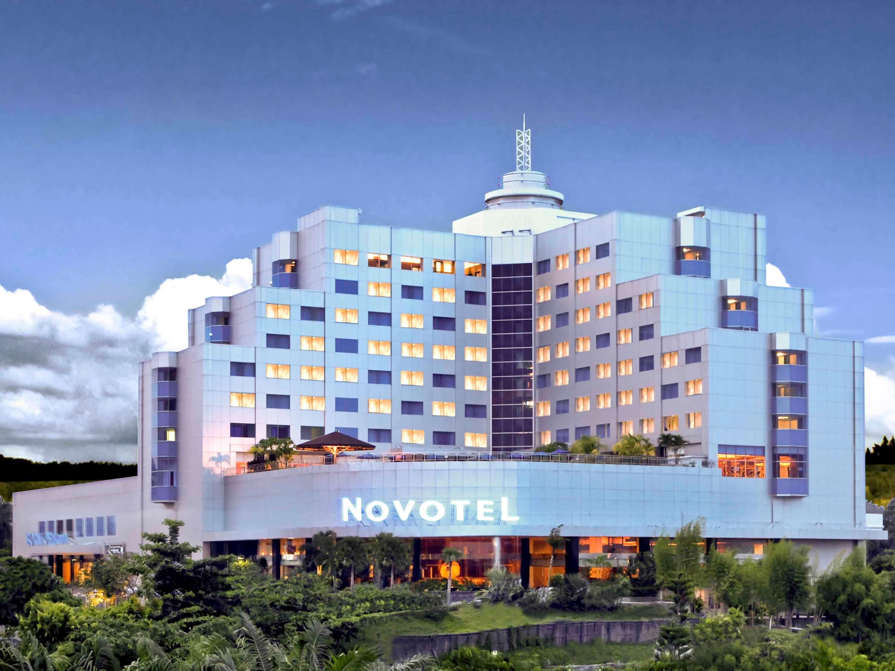 Novotel Balikpapan Екстериор снимка