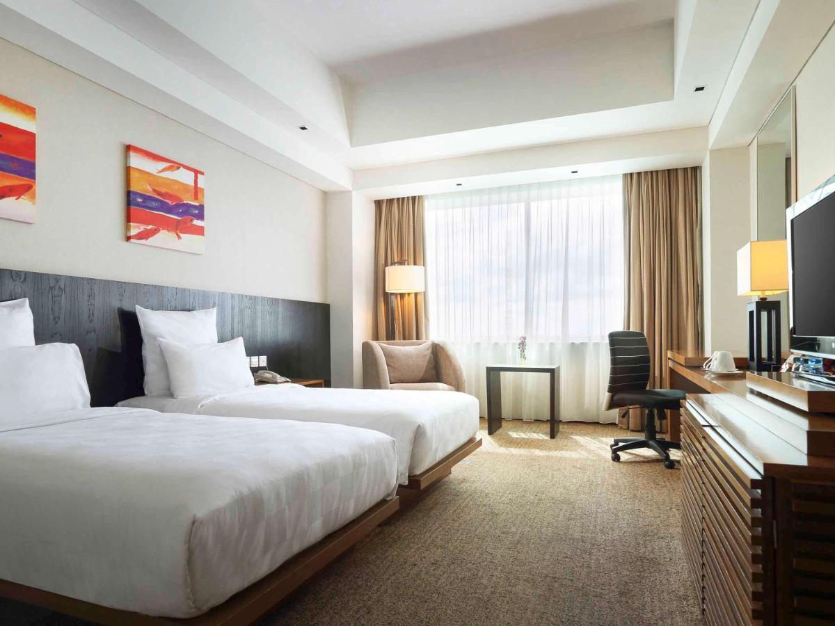 Novotel Balikpapan Екстериор снимка